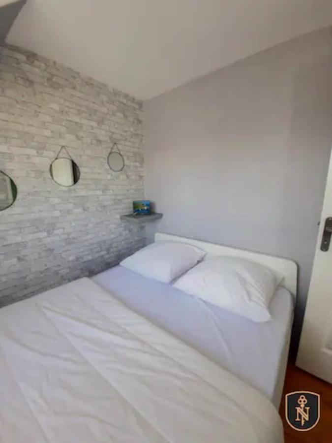 Cosy Apartment In The Center Of Caen Eksteriør bilde